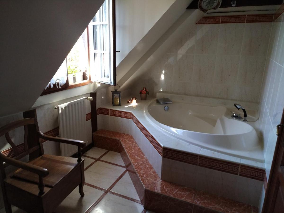 Bed and Breakfast La Boiserie Шенонсо Екстер'єр фото